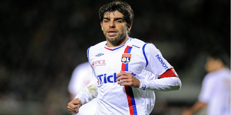 Juninho Pernambucano – top các cầu thủ sút phạt tốt nhất với 77 bàn